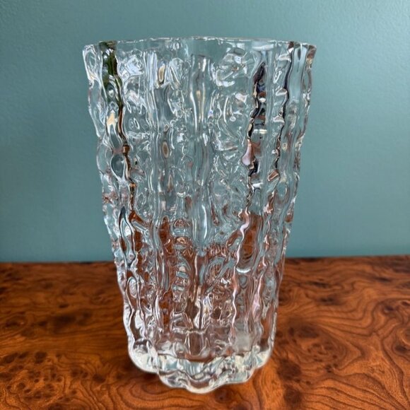 Vintage Mikasa Frostfire Clear Textured Solid Glass Vase 9.5" Tall Diamond Shape - Picture 6 of 11